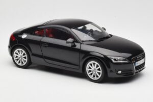 Audi TT 8J Phantom Noir Minichamps 1:18 5010500425 Métal — image 6 sur 8