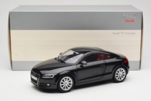 Audi TT 8J Phantom Noir Minichamps 1:18 5010500425 Métal — image 8 sur 8