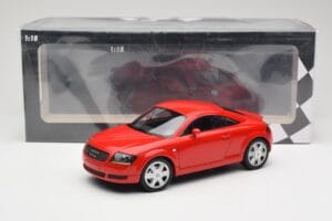 Audi TT 8N Rouge Minichamps 1:18 155017022 Métal — image 6 sur 6