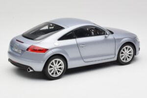 Audi TT 8N RHD Lake Argent Métallique Minichamps 1:18 150015020 Métal — image 3 sur 8