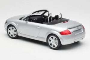 Audi TT 8N Roadster Silver Metallic Minichamps 1:18 155017031 Métal — image 5 sur 6