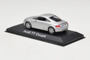 Audi TT 8N Argent Minichamps 1:43 5019800423 Métal — image 3 sur 5