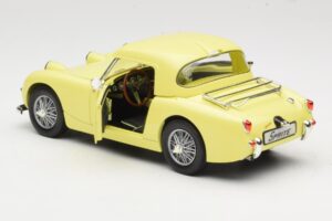 Austin-Healey Sprite Mk1 Jaune Revell 1:18 08835 Métal — image 5 sur 8