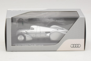 Auto Union Type B Lucca Silver Minichamps 1:43 5031300413 Métal — image 5 sur 5