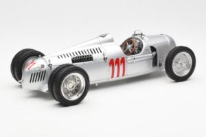 Auto Union Type C #111 H. Stuck Schauinsland Hillclimb Germany 1937 CMC 1:18 M-162 Métal — image 2 sur 6