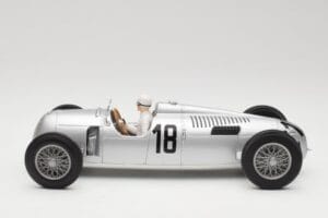 Auto Union Typ C #18 B. Rosemeyer Internationales Eifelrennen Nürburgring Winner 1936 Minichamps 1:18 155361018 Métal — image 3 sur 6