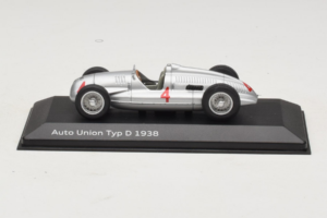 Auto Union Typ D #4 Argent Minichamps 1:43 5030900703 Métal