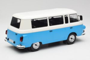 Barkas B1000 Bleu & Blanc MCG 1:18 MCG18007 Métal — image 5 sur 6