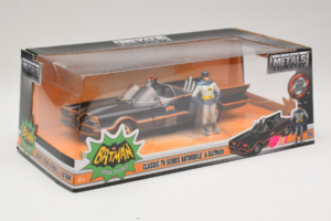 Batmobile Avec Figurine Batman Metals Diecast 1:24 98259 Métal — image 2 sur 3
