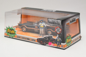 Batmobile Avec Figurine Batman Metals Diecast 1:24 98259 Métal — image 3 sur 3