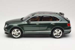 Bentley Bentayga Styling Pack Vert GT Spirit 1:18 GT133 Résine — image 3 sur 6