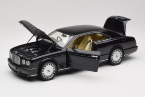 Bentley Brooklands Noir Minichamps 1:18 100139600 Métal — image 2 sur 8