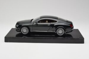 Bentley Continental GT Cumbrian Vert Minichamps 1:18 103139623 Métal — image 4 sur 8