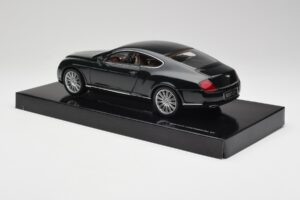 Bentley Continental GT Cumbrian Vert Minichamps 1:18 103139623 Métal — image 6 sur 8