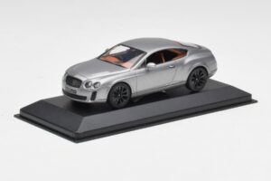 Bentley Continental GT Gris Avec Jantes Noires Minichamps 1:43 BENTLEY001 Métal — image 2 sur 4