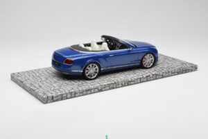 Bentley Continental GT Speed Cabriolet Bleu Minichamps 1:18 107139331 Métal — image 2 sur 6