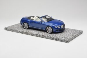 Bentley Continental GT Speed Cabriolet Bleu Minichamps 1:18 107139331 Métal — image 4 sur 6