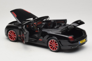 Bentley Continental Supersports ISR Cabriolet Noir Avec Jantes Rouges Bburago 1:18 18-11035 Métal — image 5 sur 8