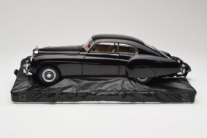 Bentley R-Type Continental Black Metallic Minichamps 1:18 100139420 Métal — image 4 sur 8