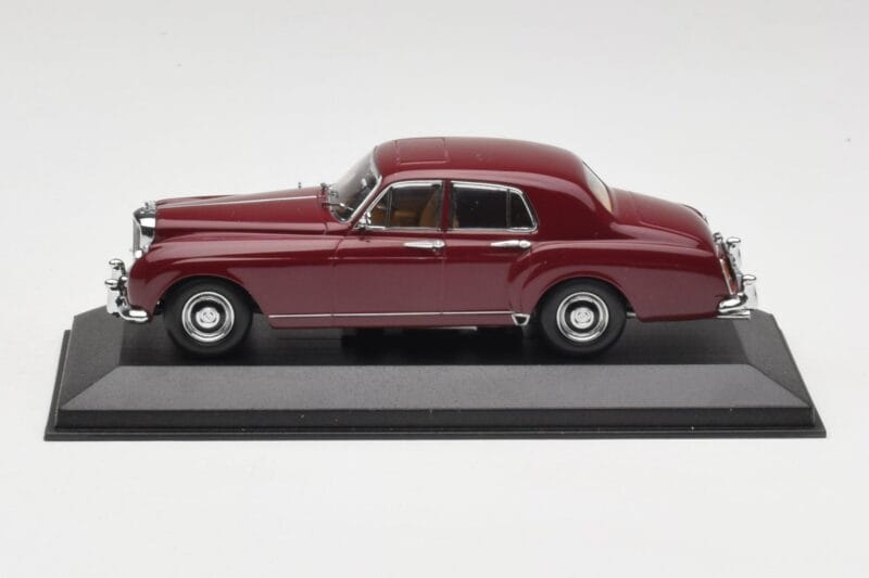 Bentley S1 Continental Flying Spur Bordeaux Minichamps 1:43 436139550 Métal