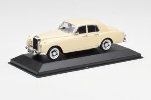 Bentley S2 Rouge Minichamps 1:43 436139951 Métal — image 2 sur 4
