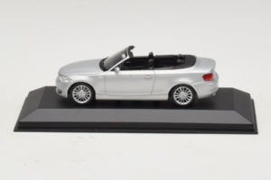BMW 1-Series E88 Cabriolet Titan Silver Minichamps 1:43 80420427037-R1 Métal