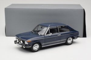 BMW 1600 Touring Bleu Minichamps 1:18 80430145823 Métal — image 8 sur 8