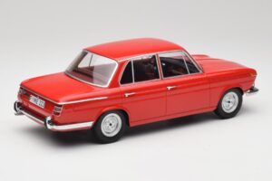 BMW 1800 Ti Carmin Rouge Minichamps 1:18 107024001 Métal — image 2 sur 6