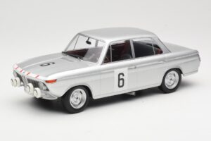 BMW 1800 TiSA #6 J. Munaron / K. Eppelein 24 Hours of Spa 1965 Minichamps 1:18 155652906 Métal