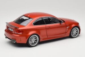 BMW 1M Coupe E82 Sakhir Orange Metallic Minichamps 1:18 110020020 Métal — image 3 sur 8