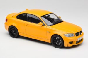 BMW 1M Coupe E82 Jaune Minichamps 1:18 110020026 Métal — image 6 sur 8