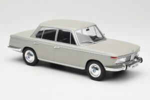 BMW 2000 TI Gris MCG 1:18 MCG18112 Métal — image 4 sur 6