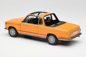 BMW 2002 E10 Cabriolet Colorado Orange AUTOart 1:18 80430300713 Métal — image 7 sur 8