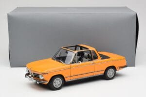 BMW 2002 E10 Cabriolet Colorado Orange AUTOart 1:18 80430300713 Métal — image 8 sur 8