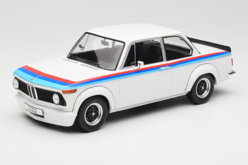 BMW 2002 E10 Turbo Blanc MCG 1:18 MCG18408R Métal