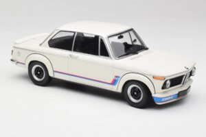BMW 2002 Tii Turbo Alpine White Minichamps 1:18 155026200 Métal — image 4 sur 6