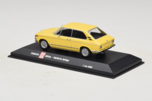 BMW 2002 Touring Jaune Minichamps 1:43 403021115 Métal — image 3 sur 4
