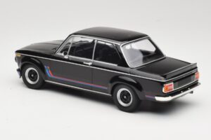 BMW 2002 Turbo Noir Minichamps 1:18 155026204 Métal — image 5 sur 6