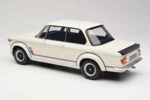 BMW 2002 Turbo E10 Chamonix Blanc Otto 1:12 G077 Résine — image 4 sur 5