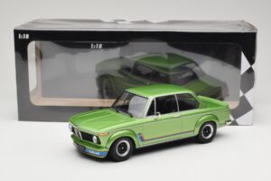 BMW 2002 Turbo Green Metallic Minichamps 1:18 155026206 Métal — image 6 sur 6