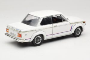 BMW 2002 Turbo E10 Blanc Anson 1:18 30393 Métal — image 3 sur 8