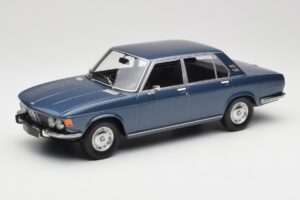 BMW 2500 E3 Blue Metallic Minichamps 1:18 155029200 Métal