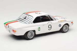 BMW 2800 CS E9 #9 Castrol BMW T. Moorkens / E. Haxhe 24 Hours of Spa 1971 Minichamps 1:18 155712709 Métal — image 2 sur 6