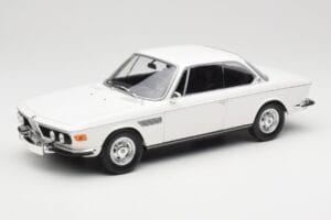BMW 2800 CS E9 Blanc Minichamps 1:18 155028030 Métal