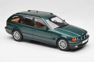 BMW 3 Series E36 Touring Green Metallic MCG 1:18 MCG18366 Métal — image 4 sur 6