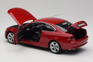 BMW 3 Series E92 Rouge Kyosho 1:18 80430407219 Métal — image 5 sur 8