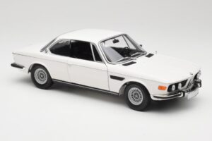 BMW 3.0 CSi E9 Blanc Minichamps 1:18 180029026 Métal — image 6 sur 8