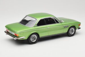 BMW 3.0 CSi E9 Green Metallic Minichamps 1:18 155028034 Métal — image 2 sur 6