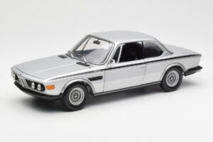 BMW 3.0 CSL E9 Argent Minichamps 1:18 180029020 Métal