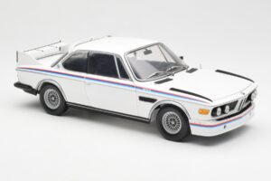 BMW 3.0 CSL E9 Avec Kit Aileron Blanc Minichamps 1:18 180029021 Métal — image 6 sur 8